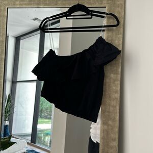 Black crop off one shoulder ruffle top (like new)